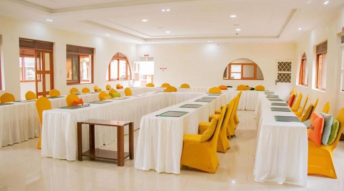 Country Lake Resort Garuga Entebbe Exterior photo